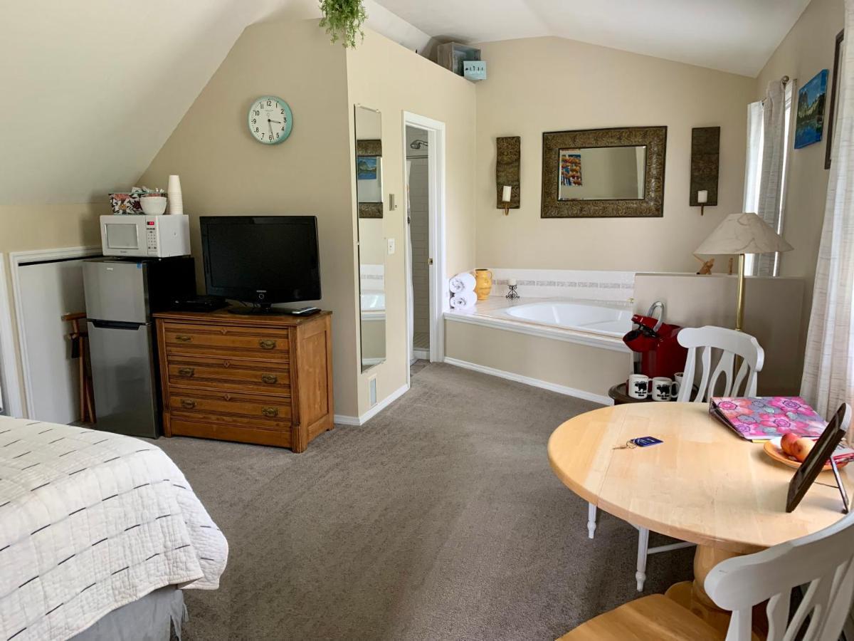 Fox Hollow Inn Bozeman Bagian luar foto